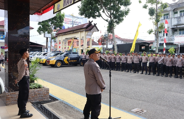 Teks Fhoto : Dalam menghadapi Pilkada serentak 2024, Kapolres Padangsidimpuan, AKBP Dudung Setyawan, SH, SIK, MH, menekankan pentingnya kolaborasi antara masyarakat dan Polri untuk menjaga Harkamtibmas di Kota Salak.