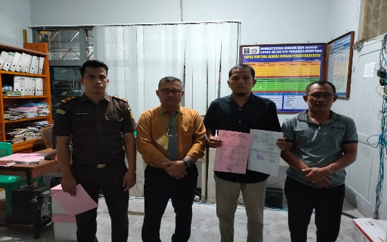 Mustapa Kamal Siregar, Kepala Seksi Mutasi Badan Kepegawaian Daerah Kota Padangsidimpuan,  dibebaskan dari Lapas Klas II B Padangsidimpuan setelah dinyatakan tidak sahnya Surat Penetapan Tersangka dan Surat Penahanan terhadap dirinya.