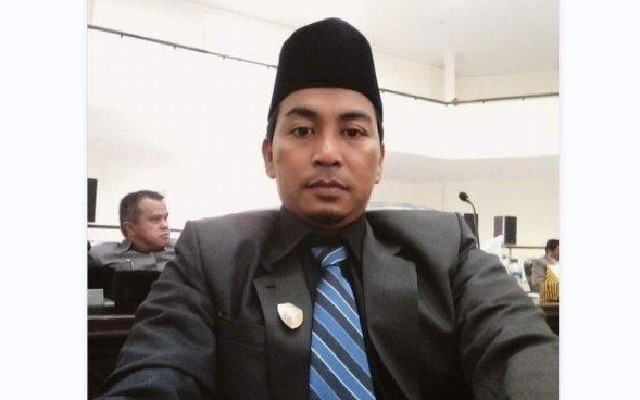 Keterangan Foto: Anggota DPRD Tapanuli Selatan diduga masih tercatat aktif meski telah memiliki putusan hukum tetap.
