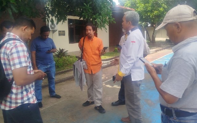 Keterangan Foto: ED memenuhi panggilan Penyidik Polres Padangsidimpuan terkait dugaan pencemaran nama baik.