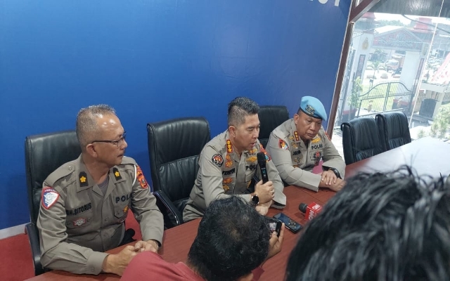 Foto:  Kabid Humas Polda Sumut, Kombes Pol Dr. Ferry Walintukan, membenarkan peristiwa  Mobil dinas Propam Polres Tapsel yang dikendarai anak di bawah umur di Medan teejadi Minggu, 6 Juli 2025.