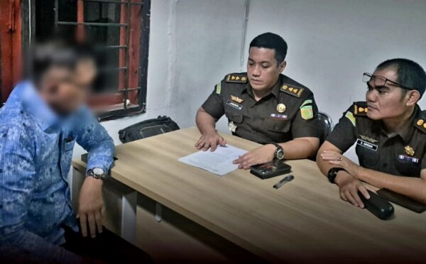 Kejari Padangsidimpuan tetapkan Kepala Dinas Perhubungan Kota Padangsidimpuan sebagai tersangka kasus korupsi retribusi parkir (Dokumentasi Kejari Padangsidimpuan)