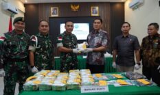 Gagalkan Peredaran Narkoba Skala Besar, Kodam XII/Tpr Amankan 21,4 Kg Sabu dan Serahkan WNA Malaysia ke BNNP Kalbar