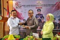 Bupati Mandailing Natal (Madina) H. Saipullah Nasution dan Kajari Madina Muhammad Nursaitias (Istimewa)