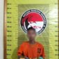 Tersangka pengedar sabu SF (27) diamankan Satresnarkoba Polres Padangsidimpuan beserta barang bukti 1,13 gram sabu dan alat isap. (istimewa)
